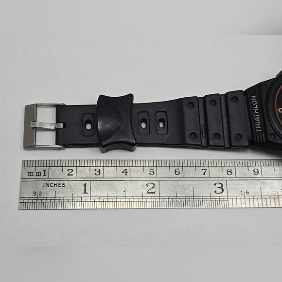 Vintage Timex Q Triathlon Watch 39mm Black Digital 8 Lap Backlight New Battery - Picture 8 of 10